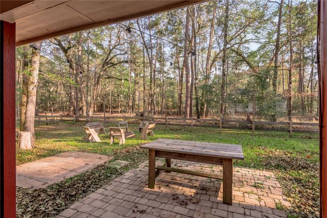 12 Quiet Wind Lane, Trinity, TX 75862