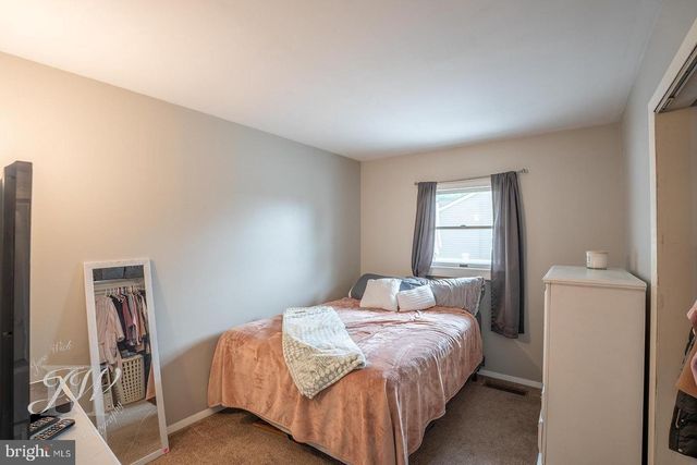 212 STANFORD RD, Fairless Hills, PA 19030