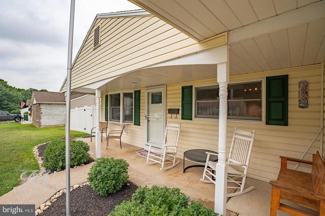 212 STANFORD RD, Fairless Hills, PA 19030