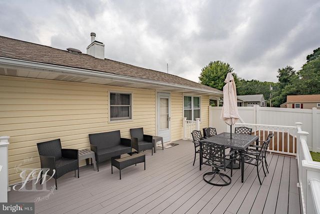 212 STANFORD RD, Fairless Hills, PA 19030