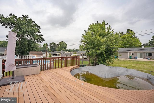 212 STANFORD RD, Fairless Hills, PA 19030