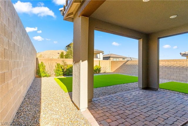 11552 Observation Point Avenue, Las Vegas, NV 89138