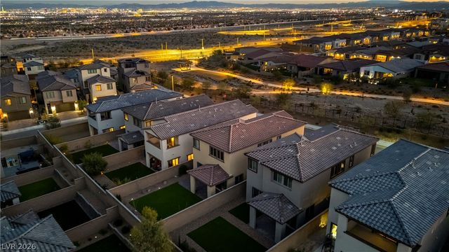 11552 Observation Point Avenue, Las Vegas, NV 89138