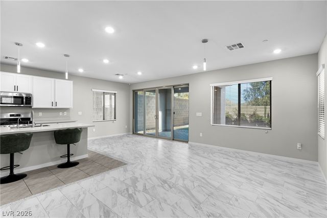 11552 Observation Point Avenue, Las Vegas, NV 89138