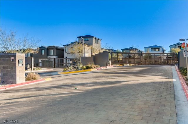 11552 Observation Point Avenue, Las Vegas, NV 89138