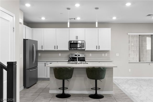 11552 Observation Point Avenue, Las Vegas, NV 89138