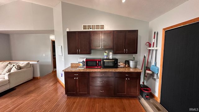 30445 S Elizabeth Drive, Elkhart, IN 46516