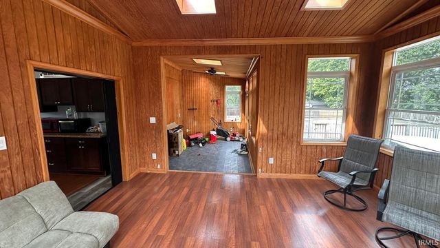 30445 S Elizabeth Drive, Elkhart, IN 46516