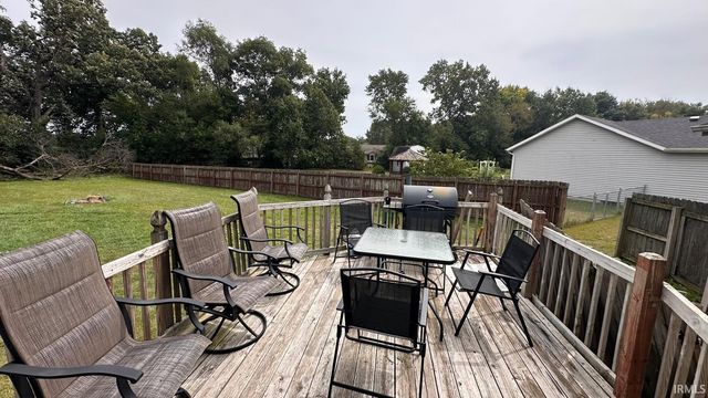 30445 S Elizabeth Drive, Elkhart, IN 46516