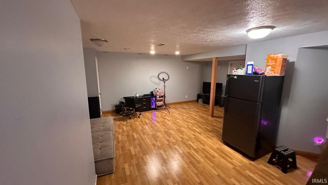 30445 S Elizabeth Drive, Elkhart, IN 46516