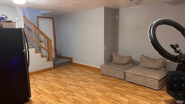 30445 S Elizabeth Drive, Elkhart, IN 46516