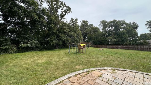 30445 S Elizabeth Drive, Elkhart, IN 46516