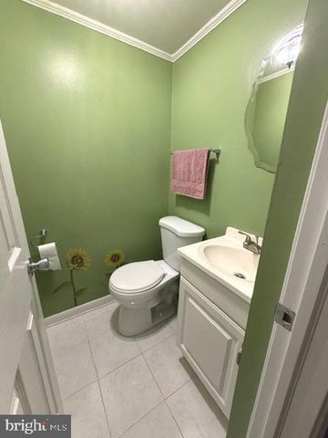425 BRANDYWINE CT, Warminster, PA 18974