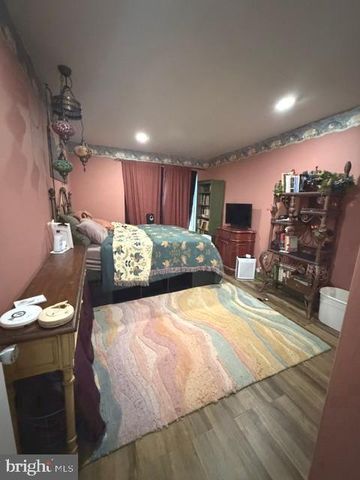 425 BRANDYWINE CT, Warminster, PA 18974
