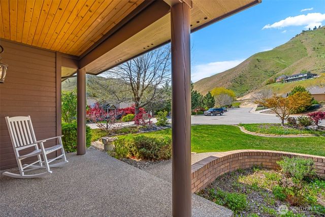 2013 Linville Drive, Wenatchee, WA 98801