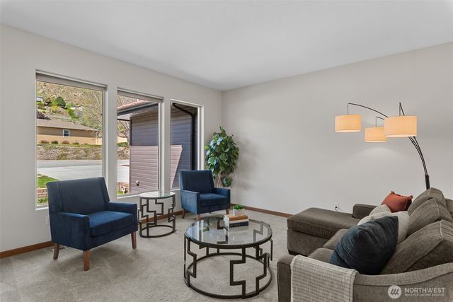 2013 Linville Drive, Wenatchee, WA 98801