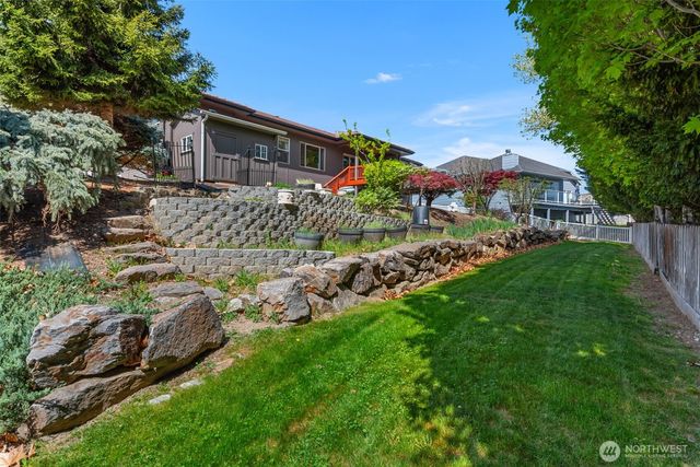 2013 Linville Drive, Wenatchee, WA 98801