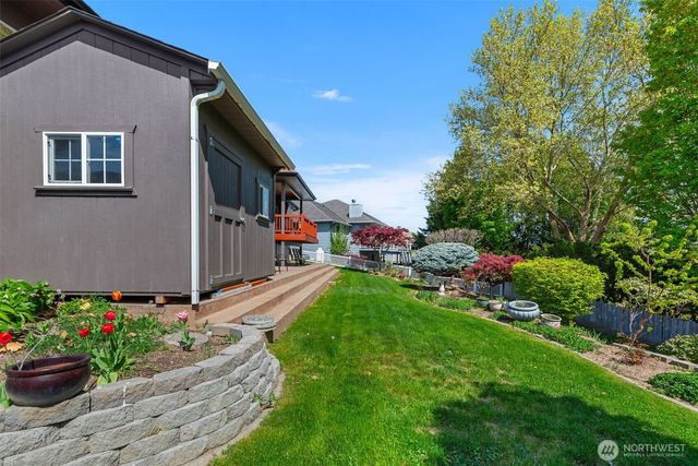 2013 Linville Drive, Wenatchee, WA 98801