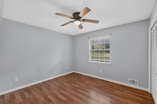 300 N Chattey Road, Desoto, TX 75115
