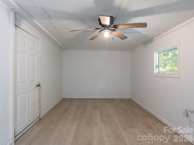 26 Audrey Lane, Asheville, NC 28806
