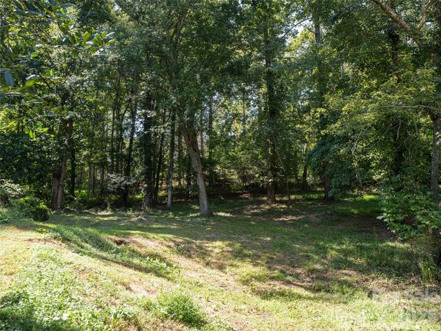 26 Audrey Lane, Asheville, NC 28806
