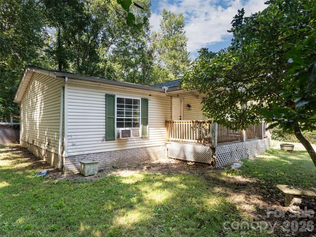 26 Audrey Lane, Asheville, NC 28806