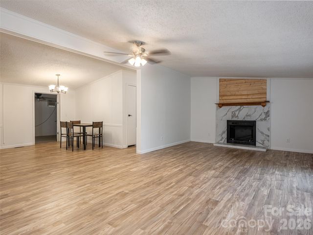 26 Audrey Lane, Asheville, NC 28806