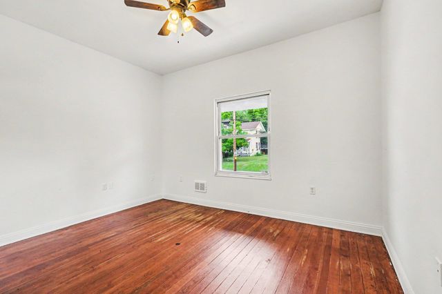 3725 Glenn Avenue, Latonia, KY 41015