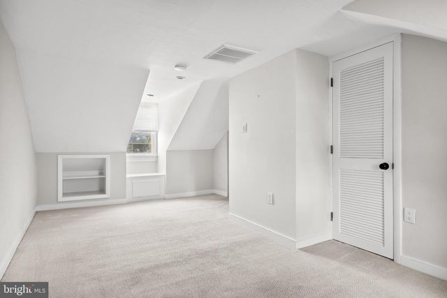 42 E 2ND ST, Moorestown, NJ 08057