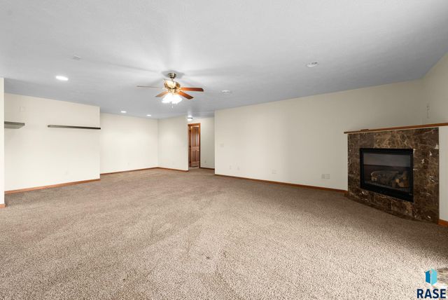 3000 W Stratton St Street, Sioux Falls, SD 57108