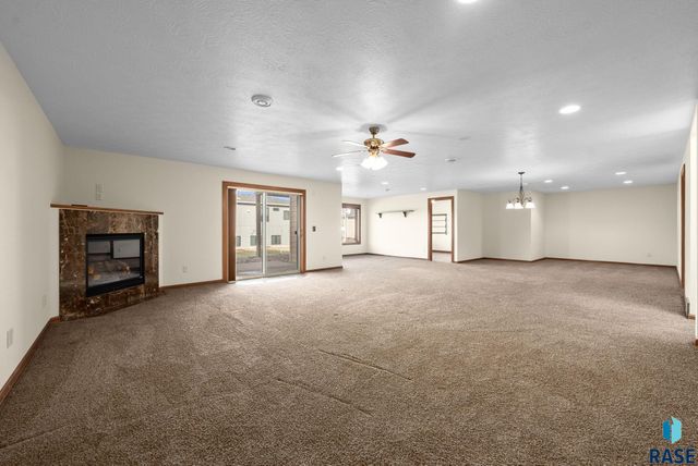 3000 W Stratton St Street, Sioux Falls, SD 57108