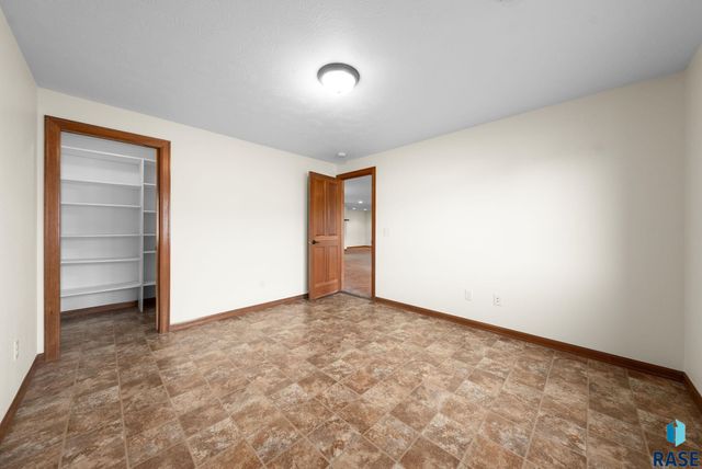 3000 W Stratton St Street, Sioux Falls, SD 57108