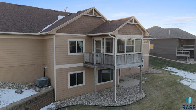 3000 W Stratton St Street, Sioux Falls, SD 57108
