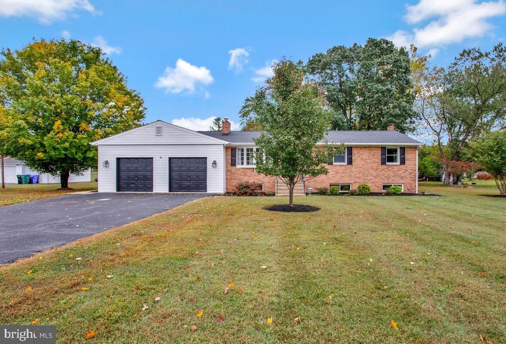 10526 WILLETTS CROSSING RD, White Plains, MD 20695