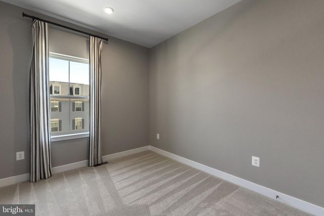 178 BETHLEHEM PL, Baltimore, MD 21225