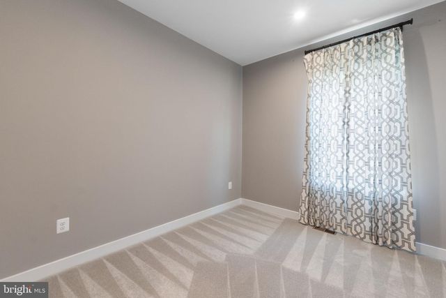 178 BETHLEHEM PL, Baltimore, MD 21225