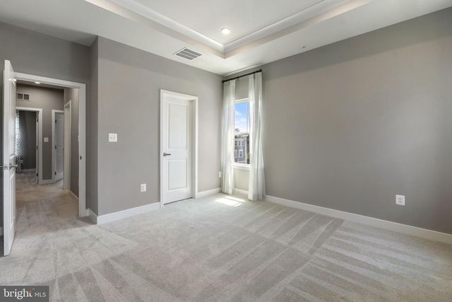 178 BETHLEHEM PL, Baltimore, MD 21225