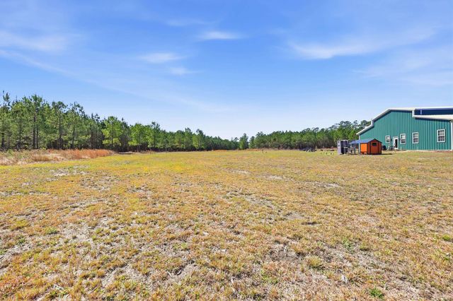 7299 Cartrette Rd., Aynor, SC 29511