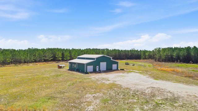 7299 Cartrette Rd., Aynor, SC 29511