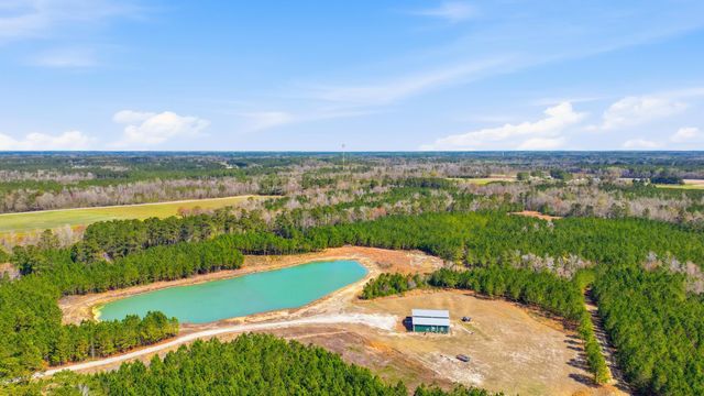 7299 Cartrette Rd., Aynor, SC 29511