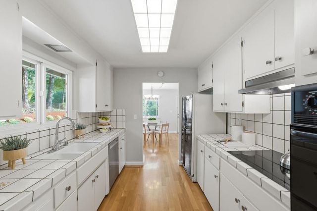 23349 Deerfield Road, Los Gatos, CA 95033