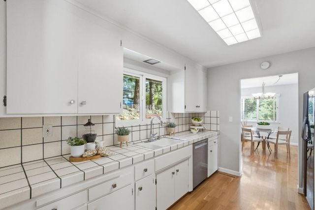 23349 Deerfield Road, Los Gatos, CA 95033