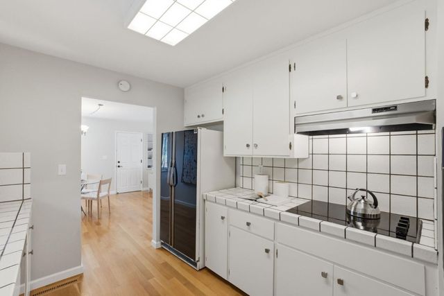 23349 Deerfield Road, Los Gatos, CA 95033