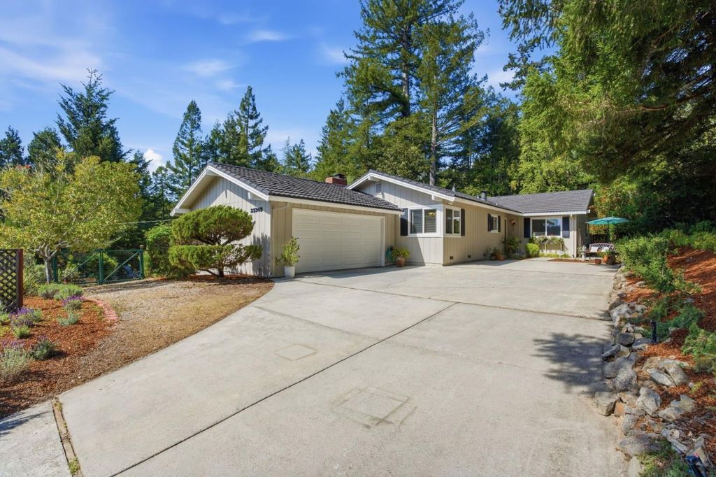 23349 Deerfield Road, Los Gatos, CA 95033