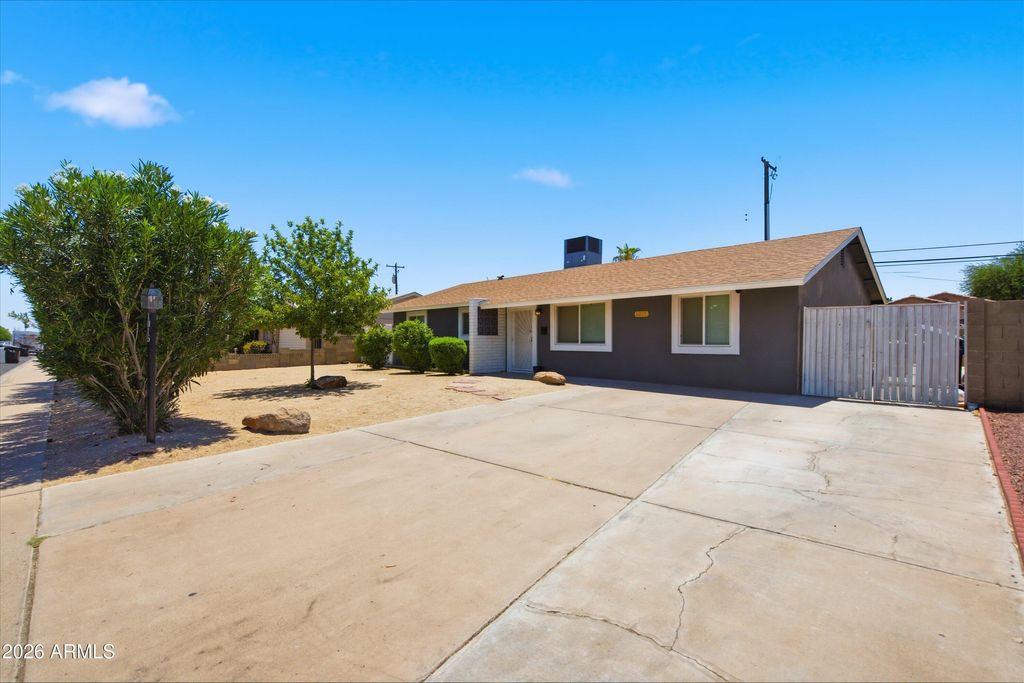 1015 E MARIGOLD Lane, Tempe, AZ 85288