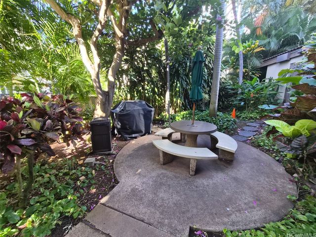 930 Kaheka Street 2601, Honolulu, HI 96814