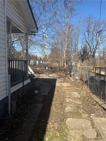 621 Kammer Avenue, Dayton, OH 45417