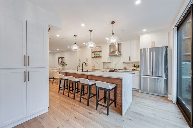 776 East Sixth Street 1, Boston, MA 02127