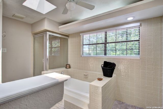 8633 Datapoint Dr Apt 260, San Antonio, TX 78229