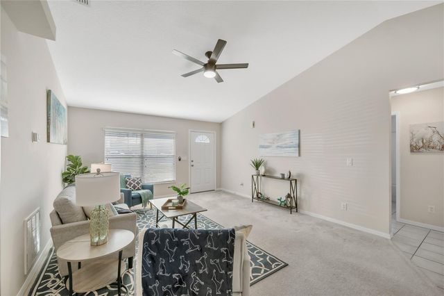 909 N MOBLEY STREET, Plant City, FL 33563